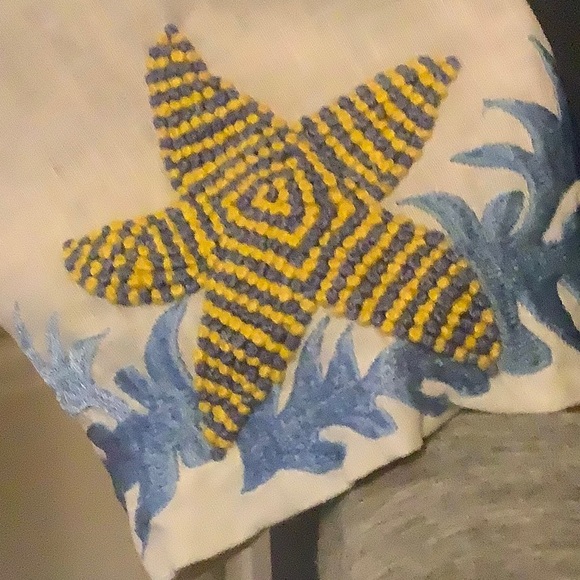 Angels by the Sea white linen tunic.  Size large.  Side zip. Excellent Shape. - Picture 5 of 8